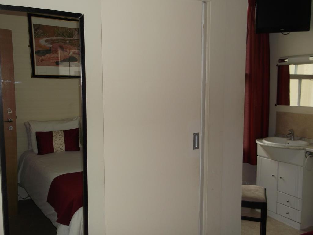 Boydens Guest House Brighton Bilik gambar
